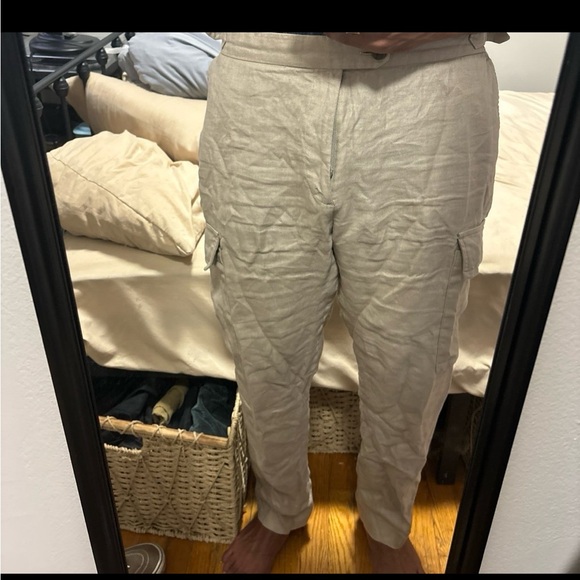Banana Republic Linene Cargo Pants - Picture 4 of 4